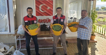 EMEKLİ ÖĞRETMENİN ÜRETİM AZMİ ÖRNEK OLUYOR