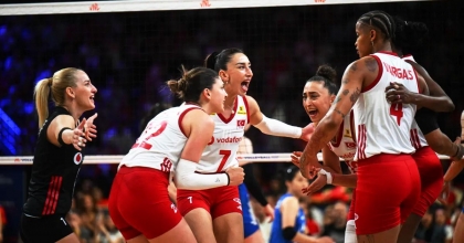 FİLENİN SULTANLARI ÇİN'İ YENEREK ANKARA'DA 4'TE 4 YAPTI