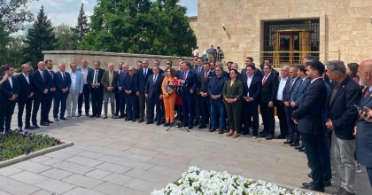 İL BAŞKANLARI ‘KURULTAY’ DEDİ…