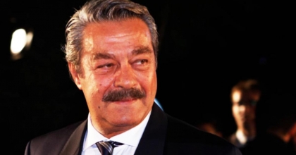 KADİR İNANIR HAYATINI KAYBETTİ