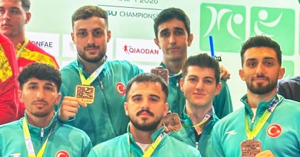 PAÜ ERKEK KUMİTE TAKIMINDAN DÜNYA ÜÇÜNCÜLÜĞÜ