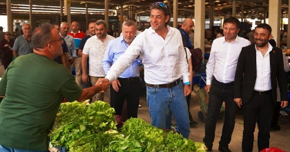 SENCER SARAYKÖY’DE ÜRETİCİLERLE BULUŞTU