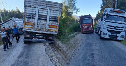 YOLÇATI YOL İSTİYOR