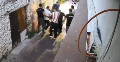 SİLAHLA VURDUKLARI ADAMI DARBEDEREK ÖLDÜRDÜLER