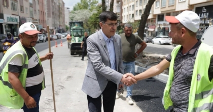 KÜTAHYA MEYDAN KAVŞAĞI’NDA YENİ TRAFİK DÜZENİ HAYATA GEÇTİ
