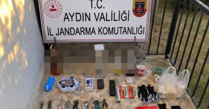 HIRSIZLIK YAPARKEN SUÇÜSTÜ YAKALANDILAR