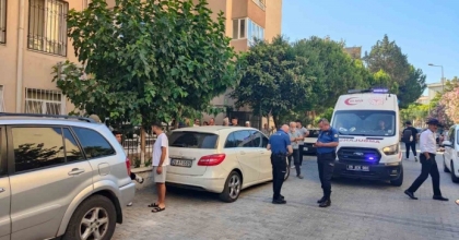 KUŞADASI’NDA 5. KATTAN DÜŞEN YAŞLI ADAM YAŞAMINI YİTİRDİ
