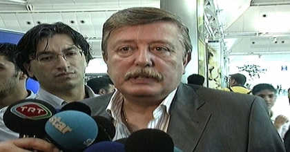 GAZETECİ AZİZ ÜSTEL İZMİR’DE HAYATINI KAYBETTİ