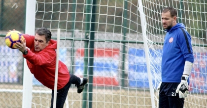 AMATÖR FUTBOLDA KALECİ ANTRENÖRÜ ZORUNLULUĞU GÜNDEMDE