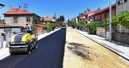 BÜYÜKŞEHİR'DEN ÇİVRİL'DE GÖKHAN AVCI CADDESİ'NE MODERN DOKUNUŞ
