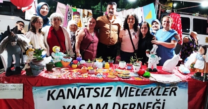  KANATSIZ MELEKLER FESTİVALE RENK KATTI