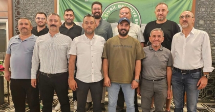 YEŞİL ÇİVRİL’DE YÖNETİM BIRAKIYOR