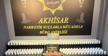 AKHİSAR’DA UYUŞTURUCU OPERASYONUNDA 2 ŞÜPHELİ TUTUKLANDI
