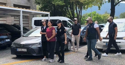 FETÖ’CÜ YÜZBAŞININ ABLASINA 10 YILDA 2. TUTUKLAMA
