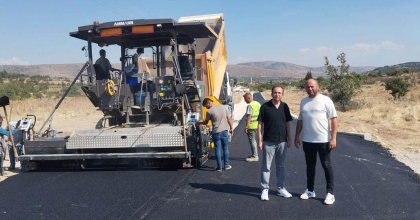 BEKİLLİ’DE ASFALT VE ÜSTYAPI ÇALIŞMALARI SÜRÜYOR