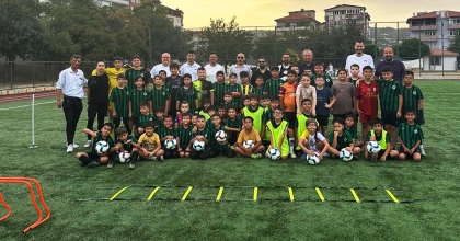 BULDAN FUTBOL AKADEMİSİNE MALZEME DESTEĞİ