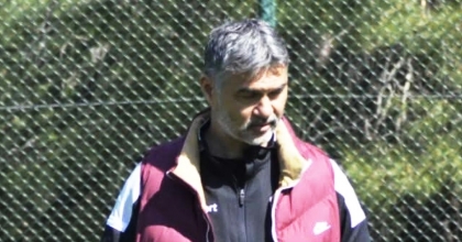 İDMANYURDU’NDA SÜRPRİZ AYRILIK