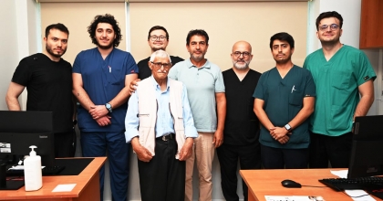 PAÜ’DE 82 YAŞINDAKİ HASTAYA KAPSAMLI KANSER AMELİYATI