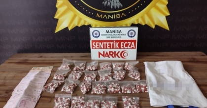 MANİSA’DA UYUŞTURUCU TACİRLERİNE GEÇİT YOK: 70 TUTUKLAMA
