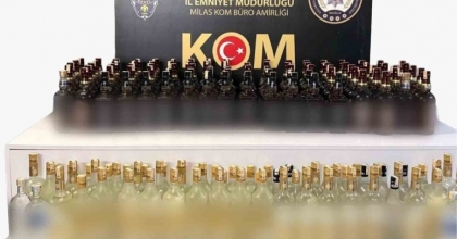 MİLAS’TA ARAÇTAN 144,7 LİTRE KAÇAK İÇKİ ÇIKTI
