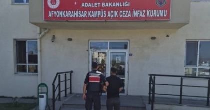 ARANAN 35 KİŞİYİ JANDARMA YAKALADI
