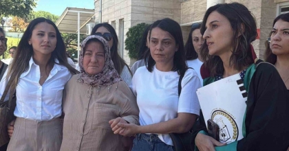 MUĞLA’DA EŞİNİ ÖLDÜREN SANIK HAKİM KARŞISINDA: 