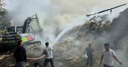 KÜTAHYA’DA YANGIN PANİĞİ: EV, AHIR VE SAMANLIK ZARAR GÖRDÜ
