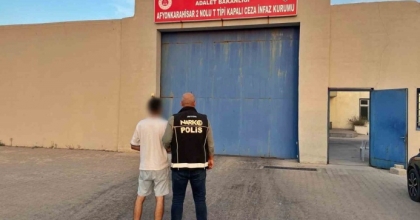 POLİS 14 YIL 4 AY HAPİS CEZASIYLA ARANAN ŞAHSI YAKALADI
