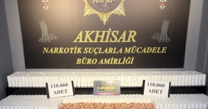 MANİSA’DA UYUŞTURUCU OPERASYONU: 110 BİN HAP ELE GEÇİRİLDİ, 2 KİŞİ TUTUKLANDI
