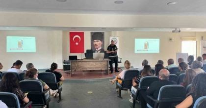 OKUL YÖNETİCİLERİNE NARKOTİK FARKINDALIK EĞİTİMİ VERİLDİ
