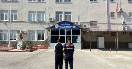 HAPİS CEZASIYLA ARANAN ŞAHIS NAZİLLİ’DE YAKALANDI

