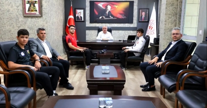 BAŞARILI SPORCULARDAN ERDOĞAN’A ZİYARET