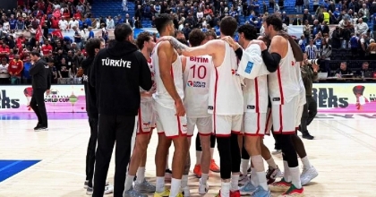 BASKETBOL MİLLİ TAKIMI DÜNYA KUPASI’NI GARANTİLEDİ