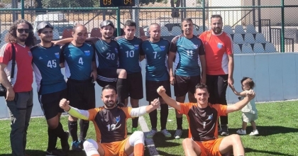 DENİZLİ GESK ZİRVE TAKİBİNİ BIRAKMIYOR