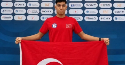 İBRAHİM BURHAN DÜNYA ÜÇÜNCÜSÜ 