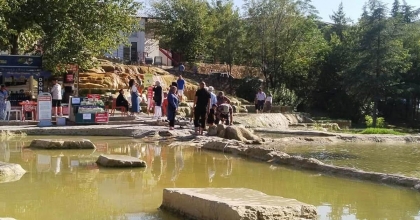 KARACASULU GAZİLER, PAMUKKALE’Yİ GEZDİ