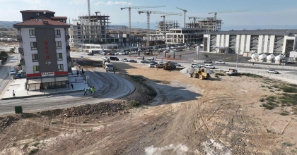 KARAHASANLI’DA YOL ÇALIŞMASI