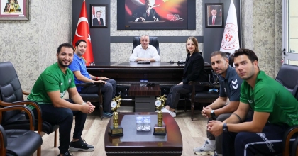 MİLLİ PİCKLEBALLCULAR, İL MÜDÜRÜ ERDOĞAN’I ZİYARET ETTİ
