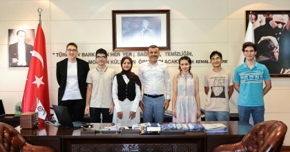 YKS’DE DERECEYE GİRENLERE ALTIN