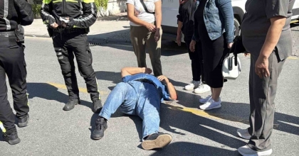 MUĞLA’DA TİCARİ ARAÇ YAŞLI VATANDAŞA ÇARPTI

