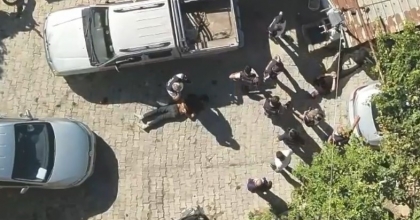 SÖKE’DE PATLAYICI İLE ARACA SALDIRININ FAİLLERİ YAKALANDI
