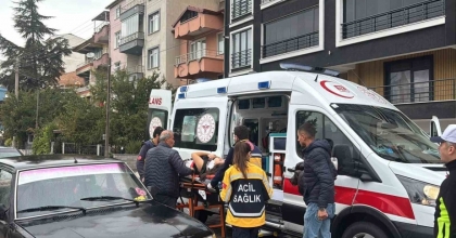 TAVŞANLI’DA YAYAYA MOTOSİKLET ÇARPTI: 2 YARALI