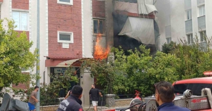 TÜP PARLADI, EV ALEVLERE TESLİM OLDU
