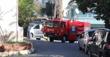 PARA TAŞIYAN ARAÇTAN DUMANLAR YÜKSELDİ, EKİPLER HAREKETE GEÇTİ
