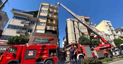 DÜRÜMCÜNÜN BACASINDA ÇIKAN YANGIN PANİKLETTİ
