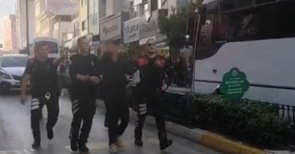 AYDIN’DA ESKİ KAYINPEDERİNİN İŞ YERİNDE SİLAH ÇIKARTAN ŞAHIS TUTUKLANDI
