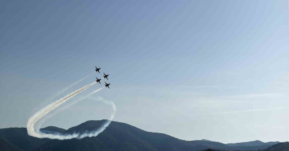 TÜRK YILDIZLARI’DAN FETHİYE SEMALARINDA NEFES KESEN PROVA
