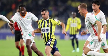 FENERBAHÇE ALANYASPOR'U 3-0 MAĞLUP ETTİ