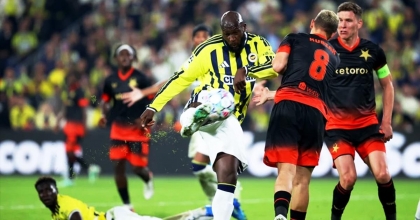 FENERBAHÇE KADIKÖY'DE 2-0'DAN MAÇ VERDİ