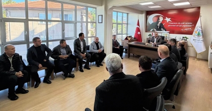 PÜTÜN MUHTARLARLA BULUŞTU